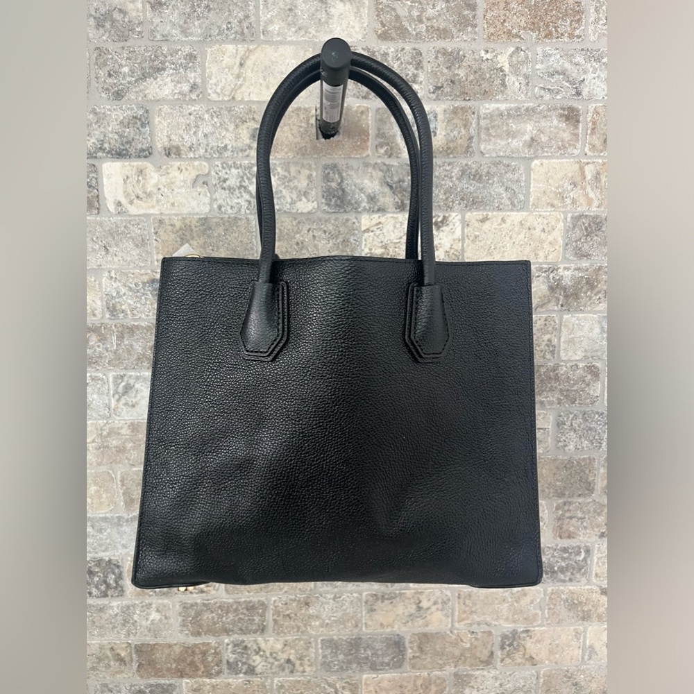 NWT/NWOT Michael Kors Shoulder Bag - Picture 2 of 7